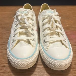 NWOB Converse all stars